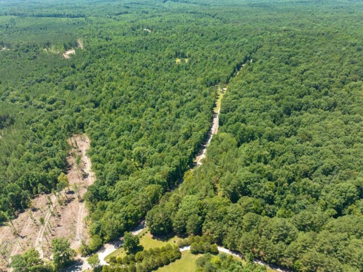 Picture of Home For Sale in Holladay, Tennessee, United States