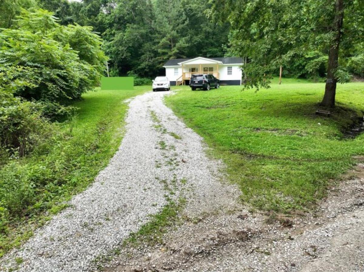 Picture of Home For Sale in Manchester, Kentucky, United States