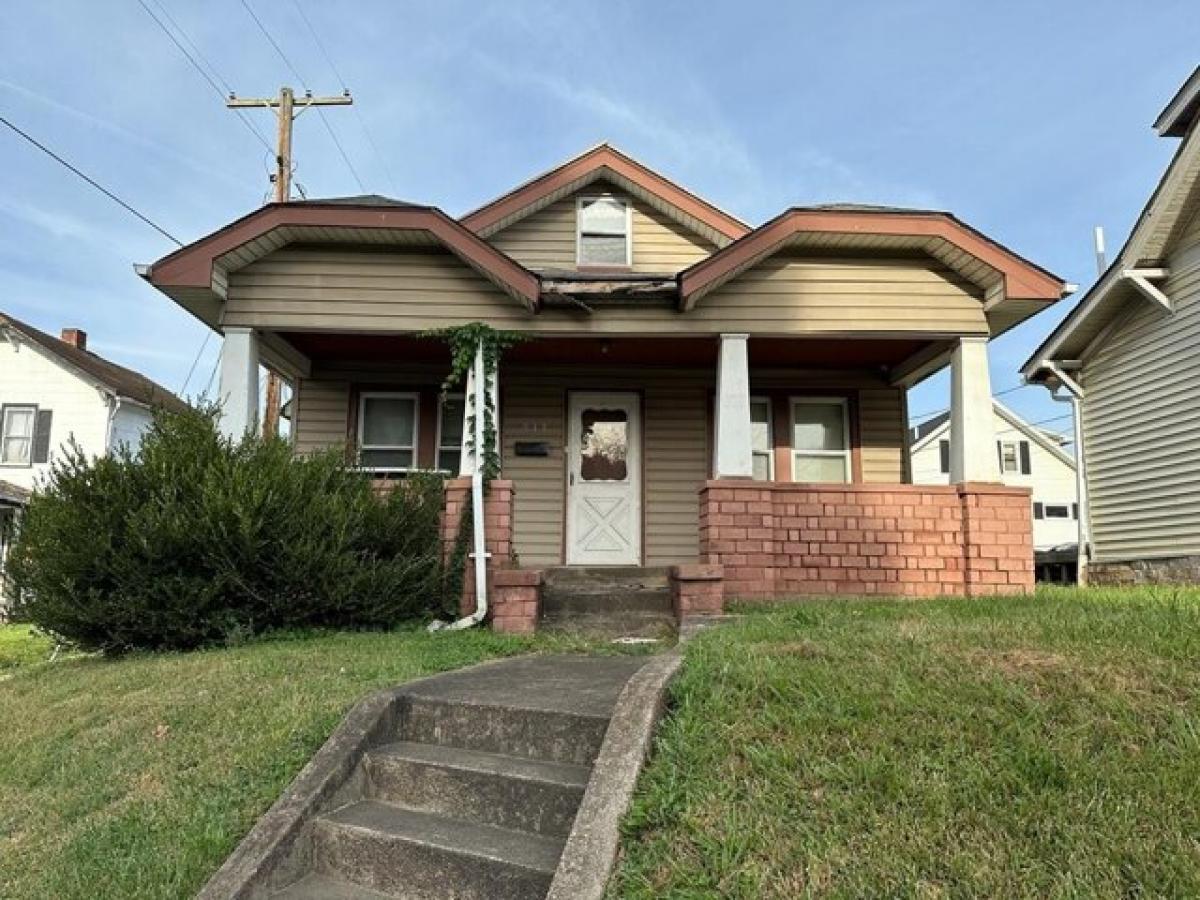 Picture of Home For Sale in Portsmouth, Ohio, United States