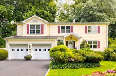 Home For Sale in Stamford, Connecticut