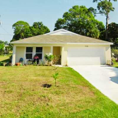 Home For Sale in Fort Pierce, Florida