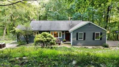 Home For Sale in Lebanon, New Jersey