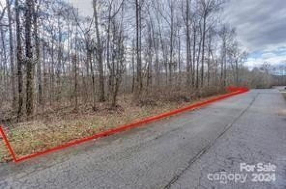 Picture of Residential Land For Sale in Statesville, North Carolina, United States