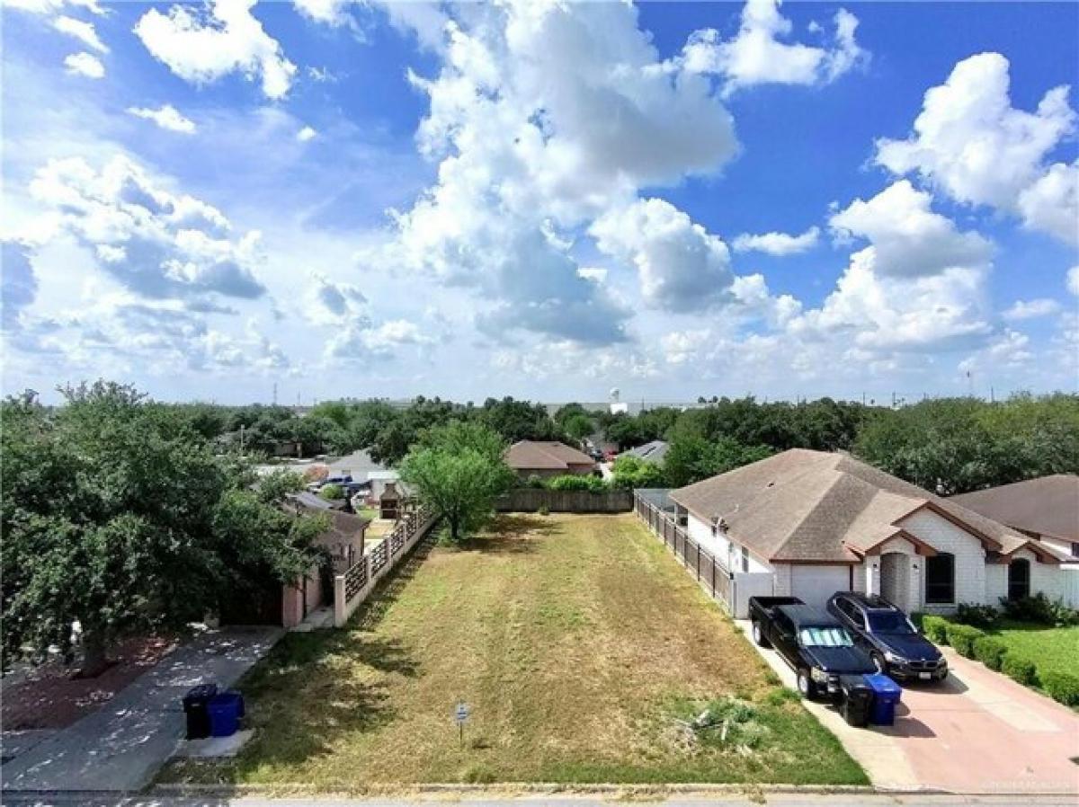 Picture of Residential Land For Sale in McAllen, Texas, United States