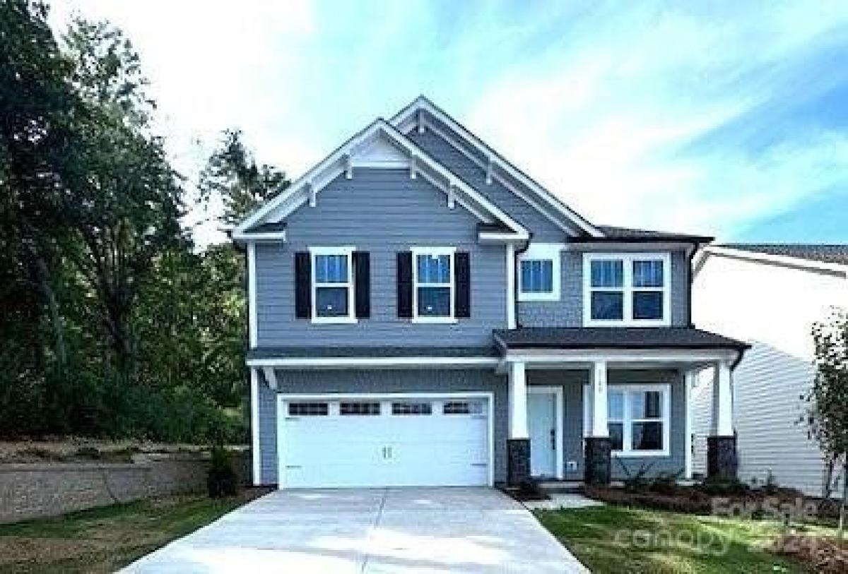 Picture of Home For Sale in Mount Holly, North Carolina, United States