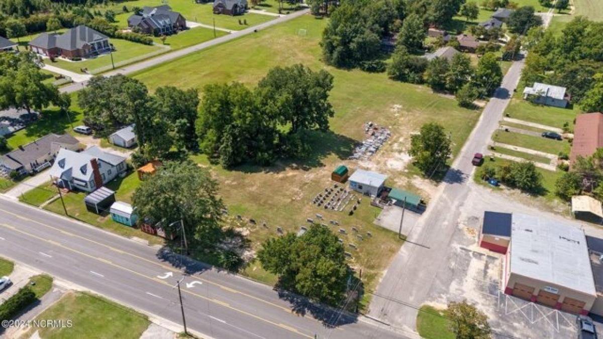 Picture of Residential Land For Sale in Pembroke, North Carolina, United States