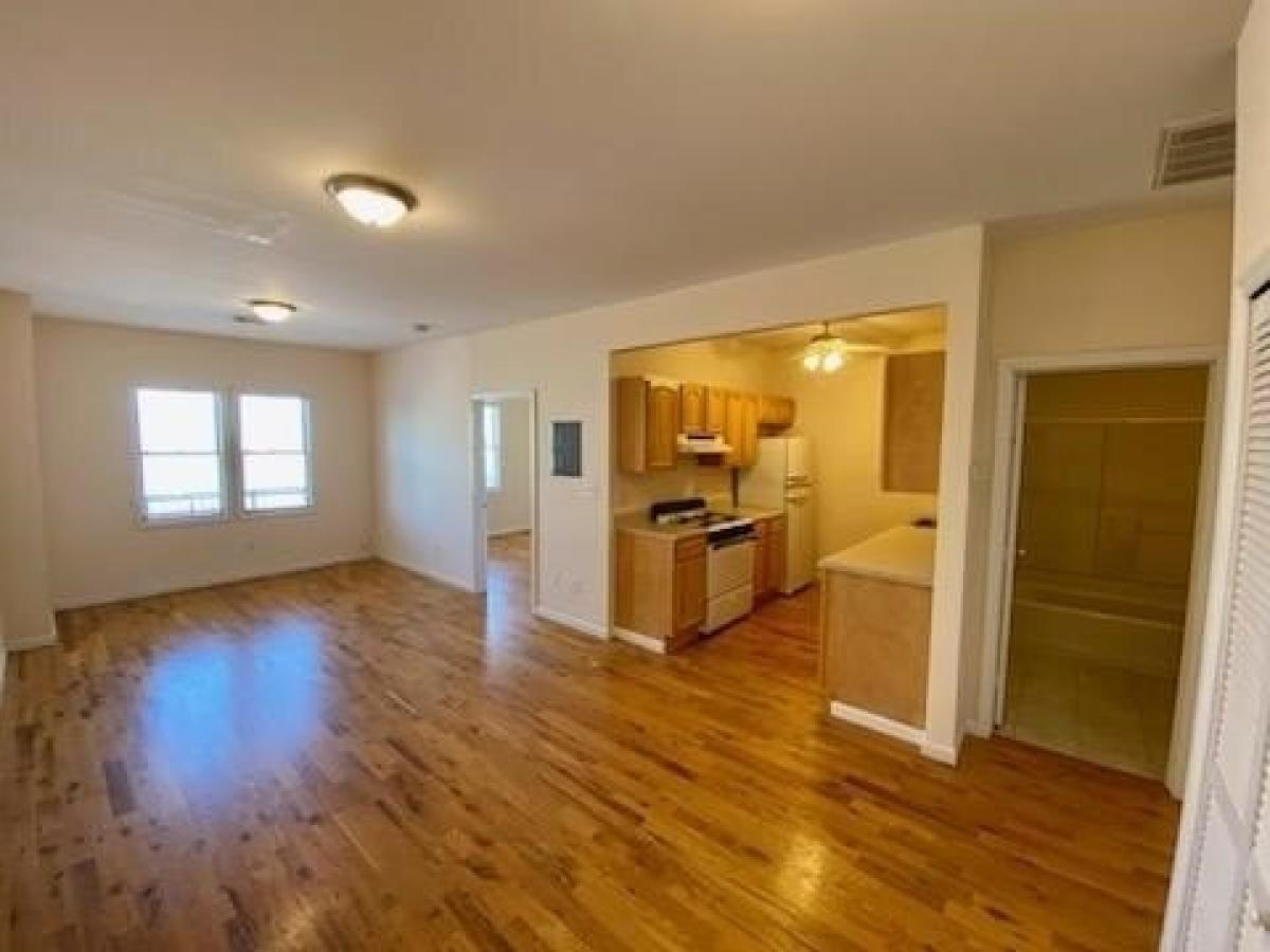 Picture of Home For Rent in Bayonne, New Jersey, United States