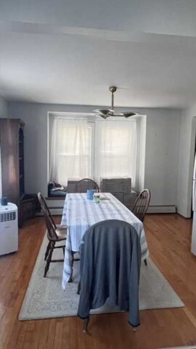 Home For Rent in Quincy, Massachusetts