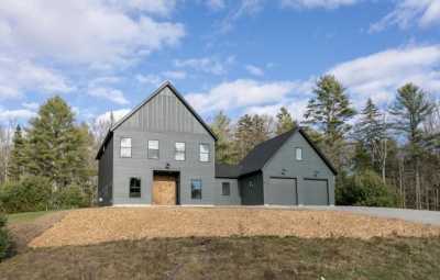 Home For Sale in Pownal, Maine