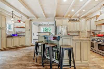 Home For Sale in Farmington, Connecticut