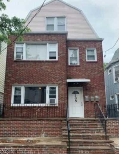 Home For Sale in Newark, New Jersey