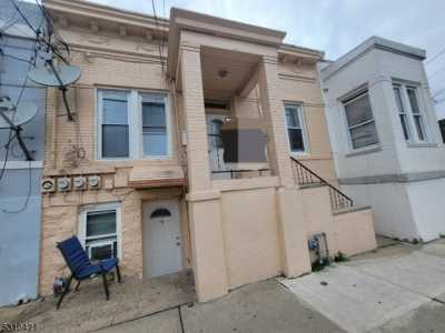 Home For Sale in North Bergen, New Jersey