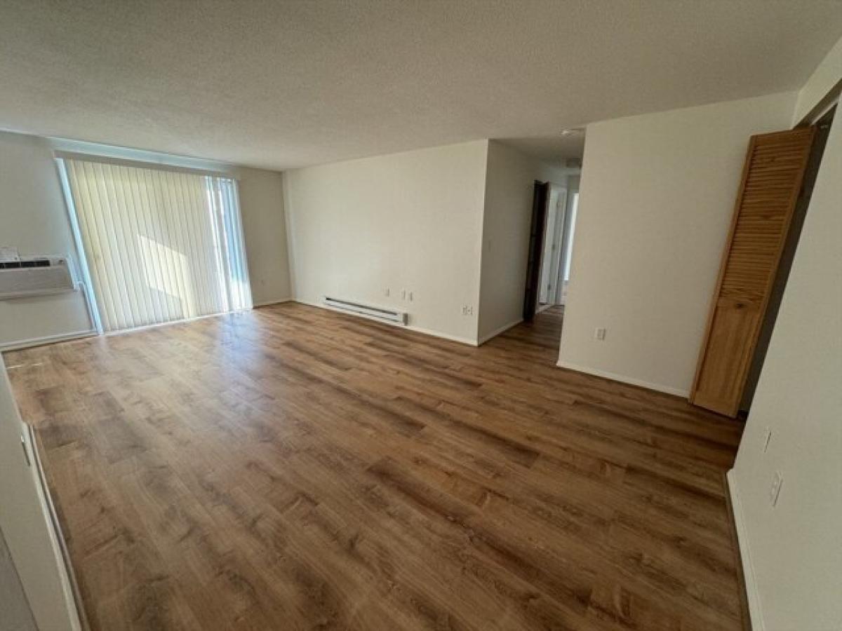 Picture of Apartment For Rent in Foxboro, Massachusetts, United States