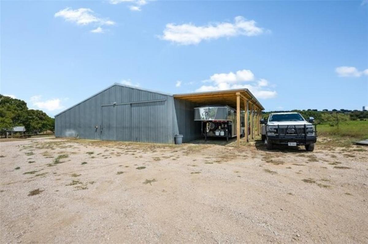 Picture of Home For Sale in Burnet, Texas, United States