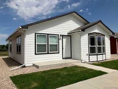 Home For Sale in Fort Morgan, Colorado