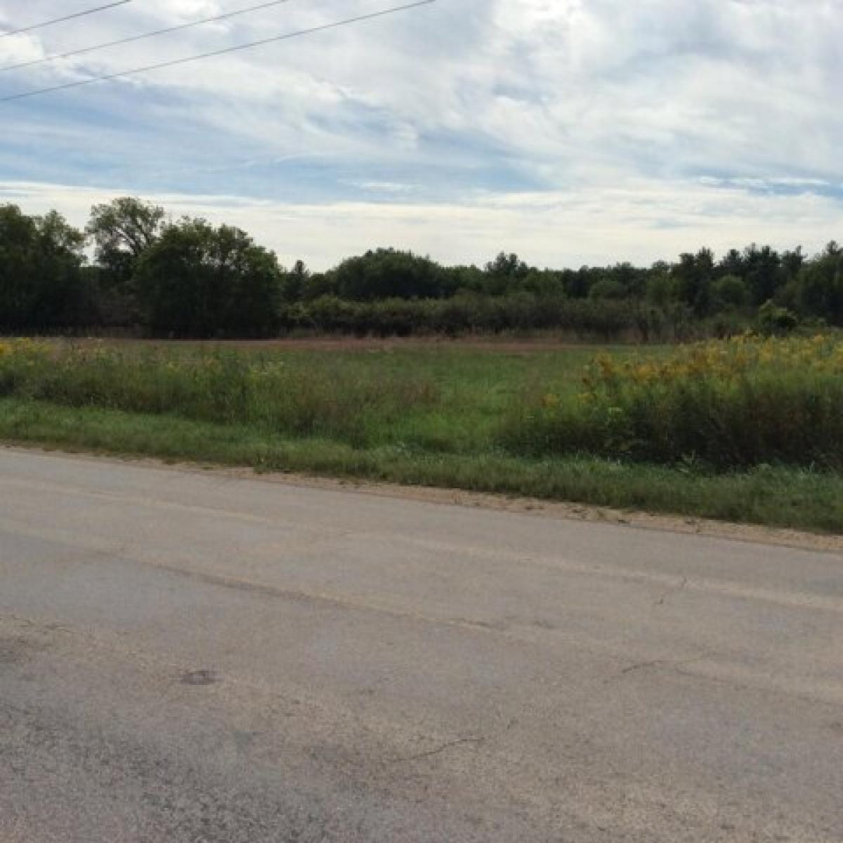 Picture of Residential Land For Sale in Tomah, Wisconsin, United States