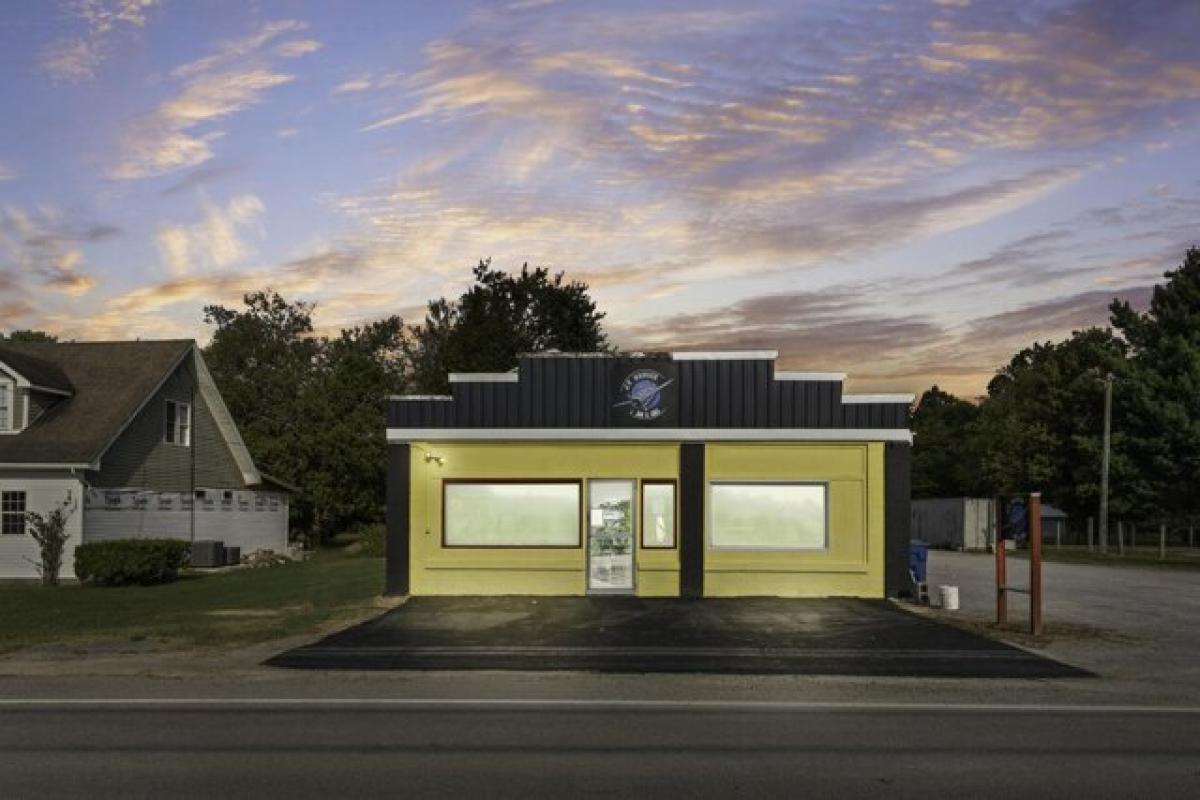 Picture of Home For Sale in Danville, Kentucky, United States