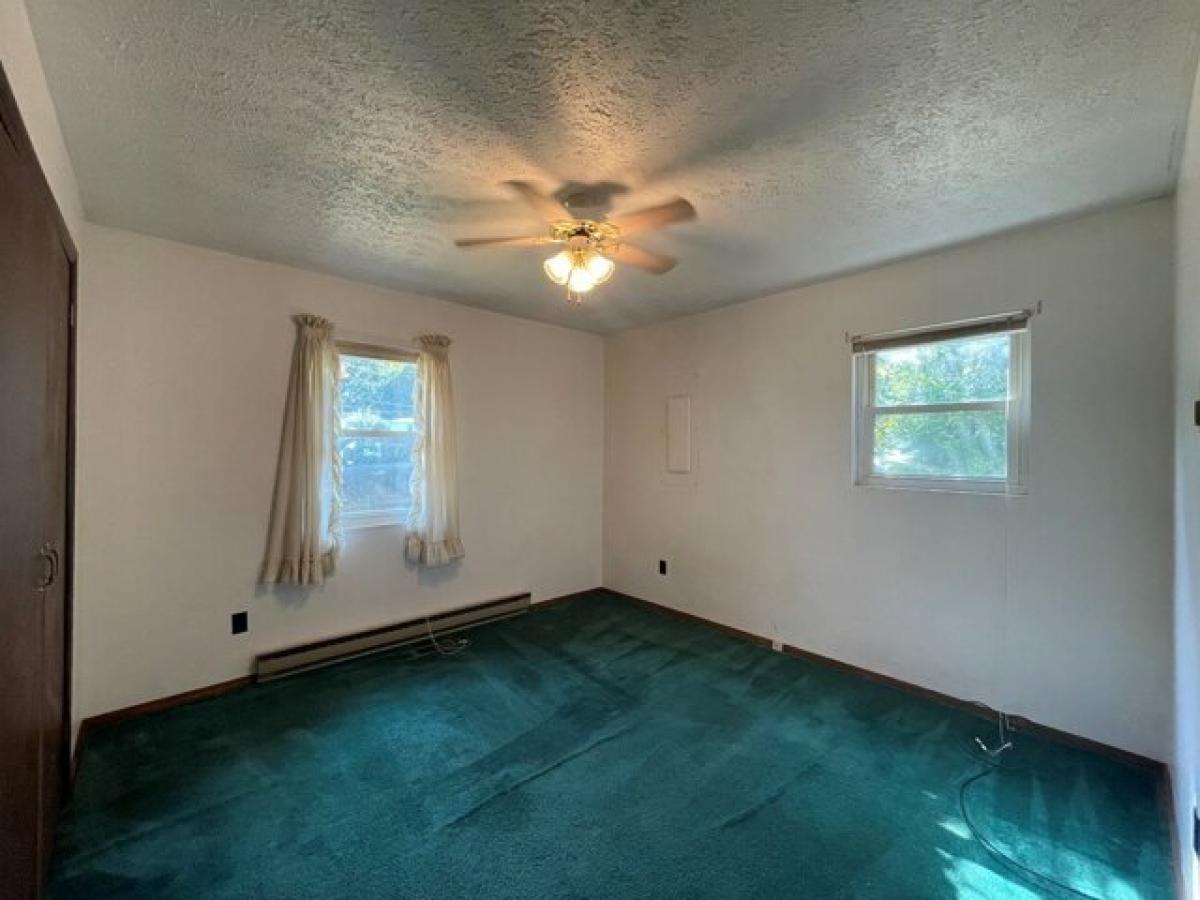 Picture of Home For Rent in Brenton, West Virginia, United States