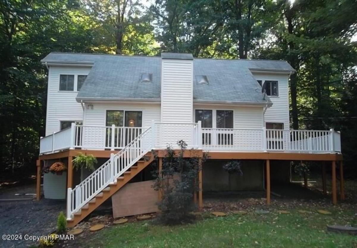 Picture of Home For Sale in Mount Pocono, Pennsylvania, United States