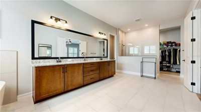 Home For Sale in Lutz, Florida