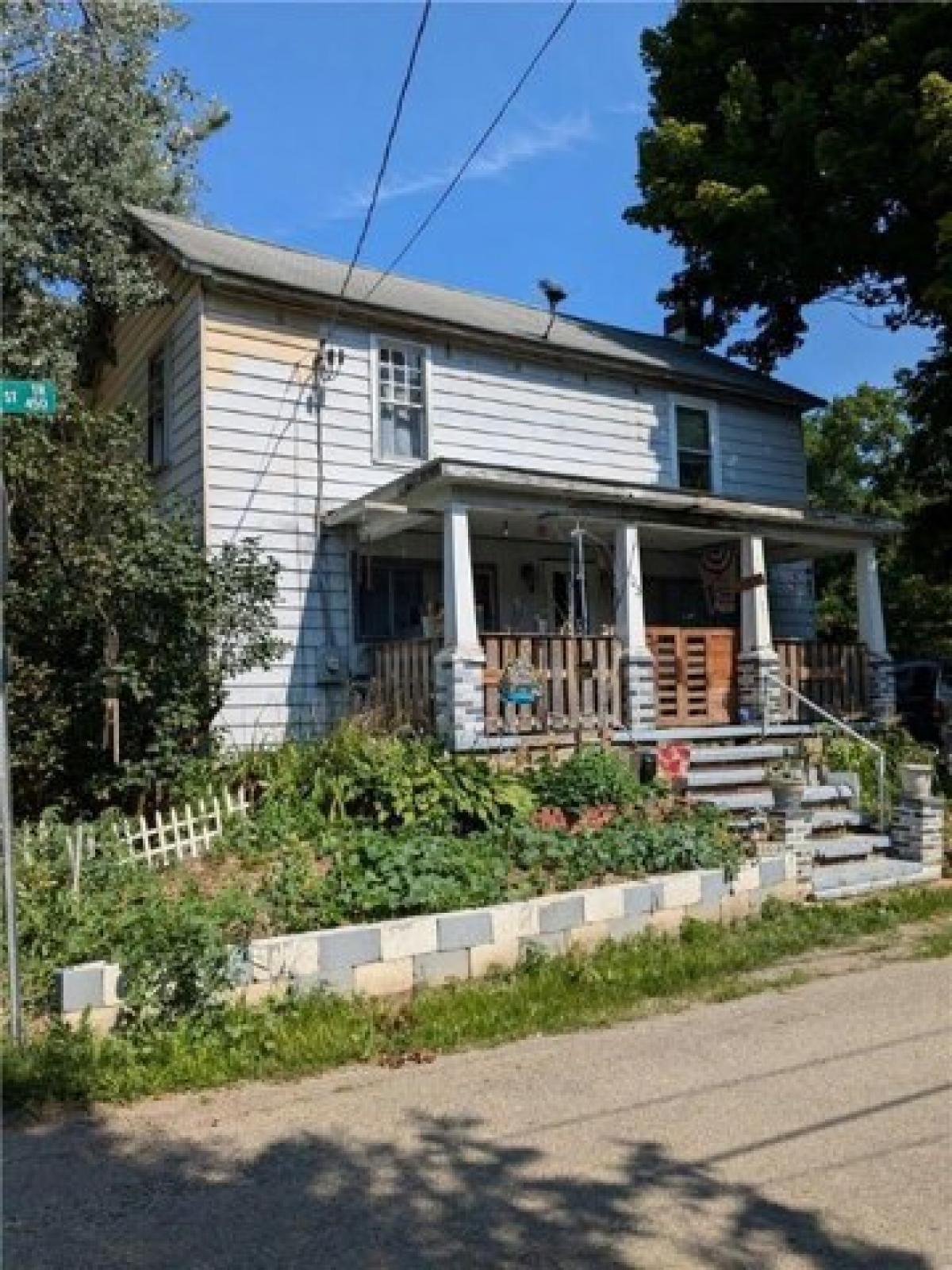 Picture of Home For Sale in Bolivar, Pennsylvania, United States