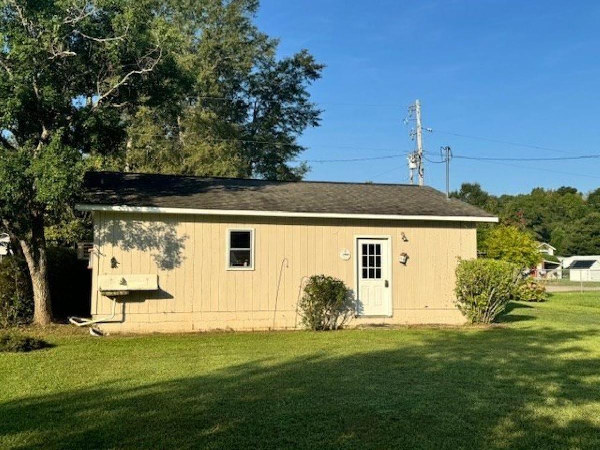 Picture of Home For Sale in Summerton, South Carolina, United States