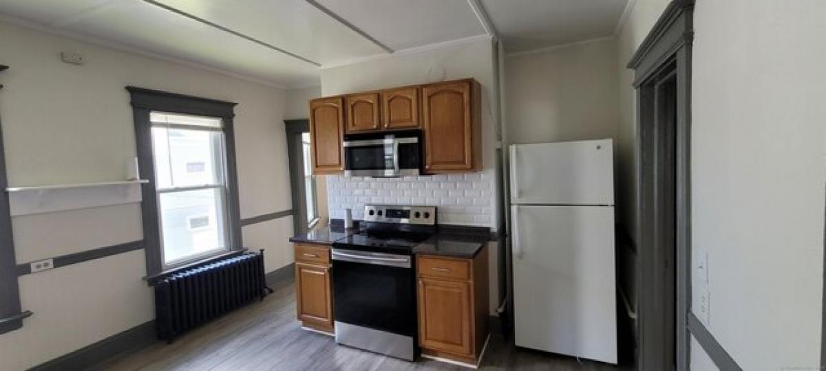 Picture of Home For Rent in East Hartford, Connecticut, United States