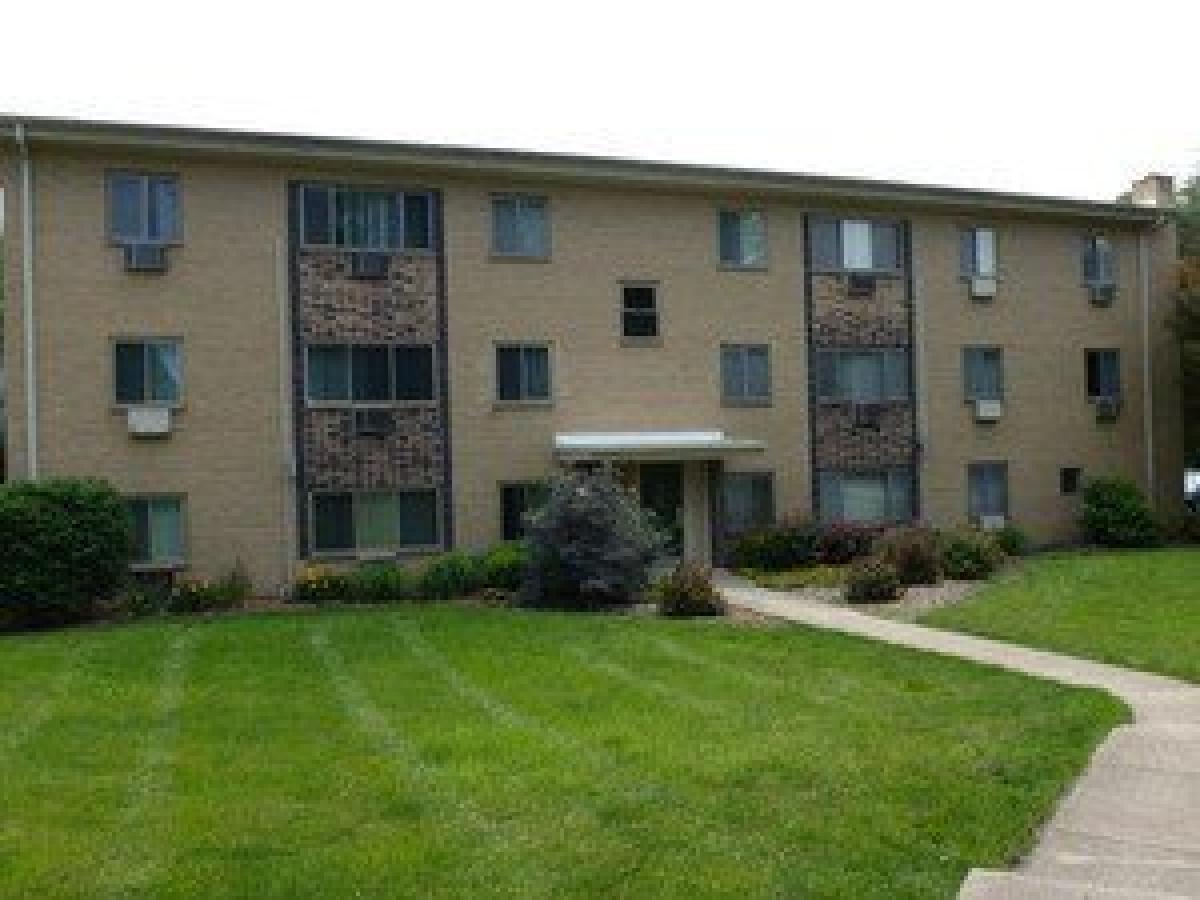 Picture of Home For Rent in West Dundee, Illinois, United States