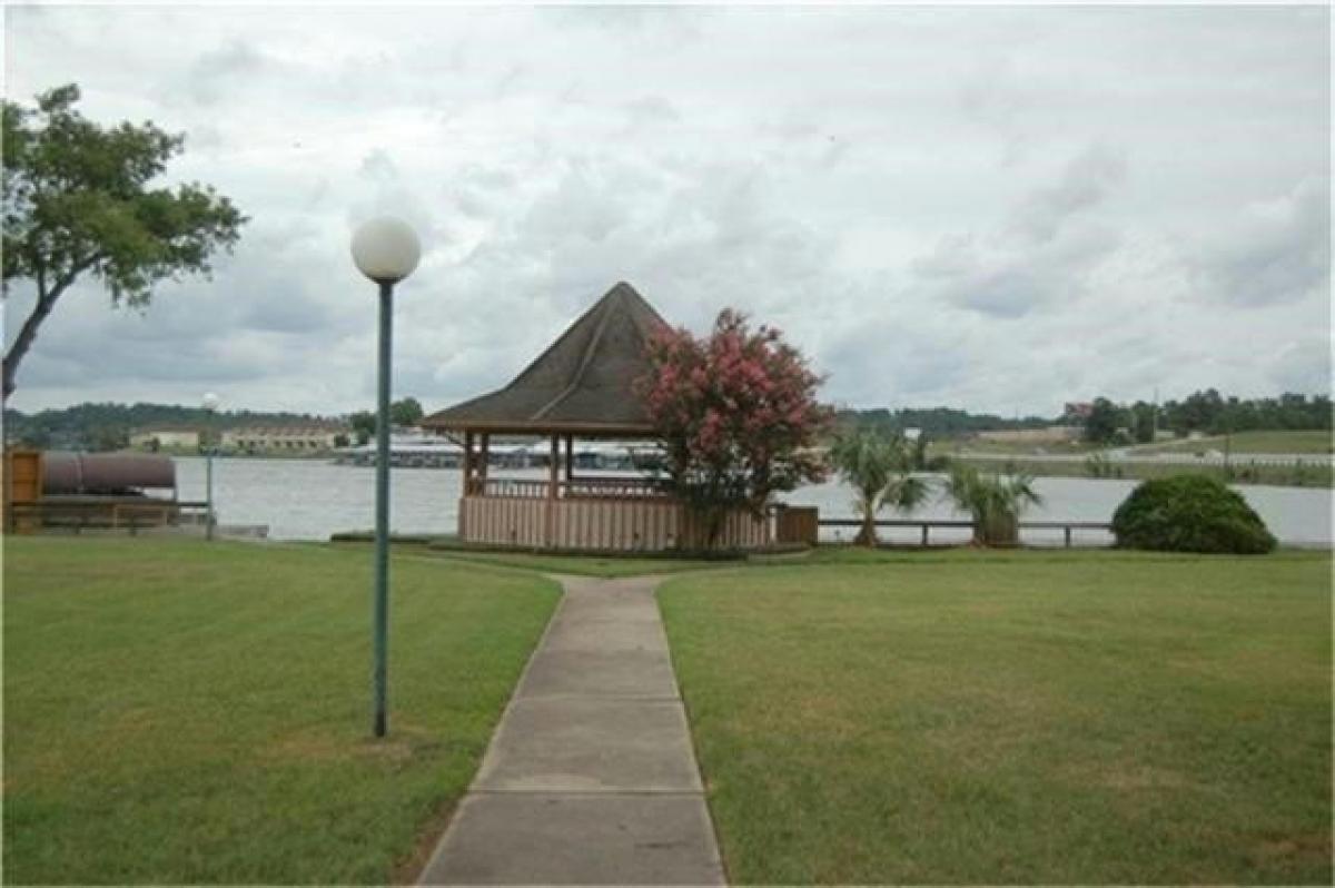 Picture of Home For Rent in Montgomery, Texas, United States