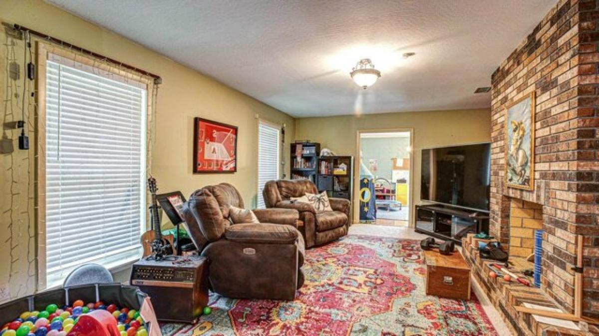 Picture of Home For Sale in Hattiesburg, Mississippi, United States