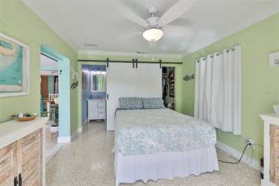 Home For Sale in Ruskin, Florida