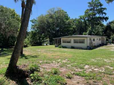 Home For Sale in Fruitland Park, Florida