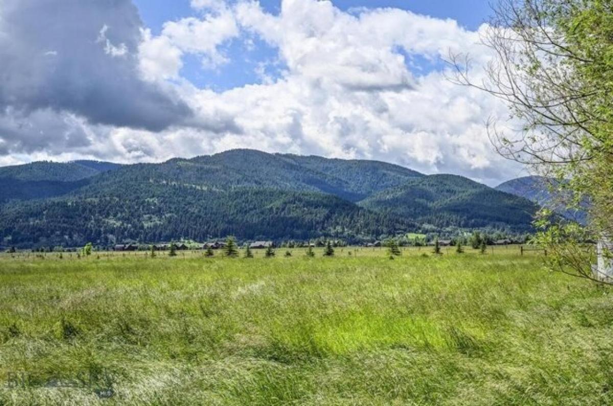 Picture of Residential Land For Sale in Bozeman, Montana, United States