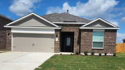 Home For Sale in Cresson, Texas