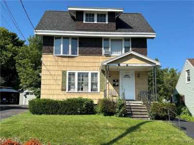 Home For Sale in Syracuse, New York