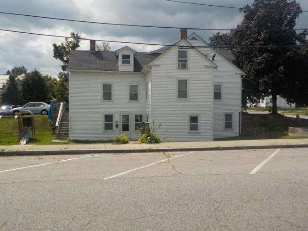 Picture of Home For Sale in Northbridge, Massachusetts, United States