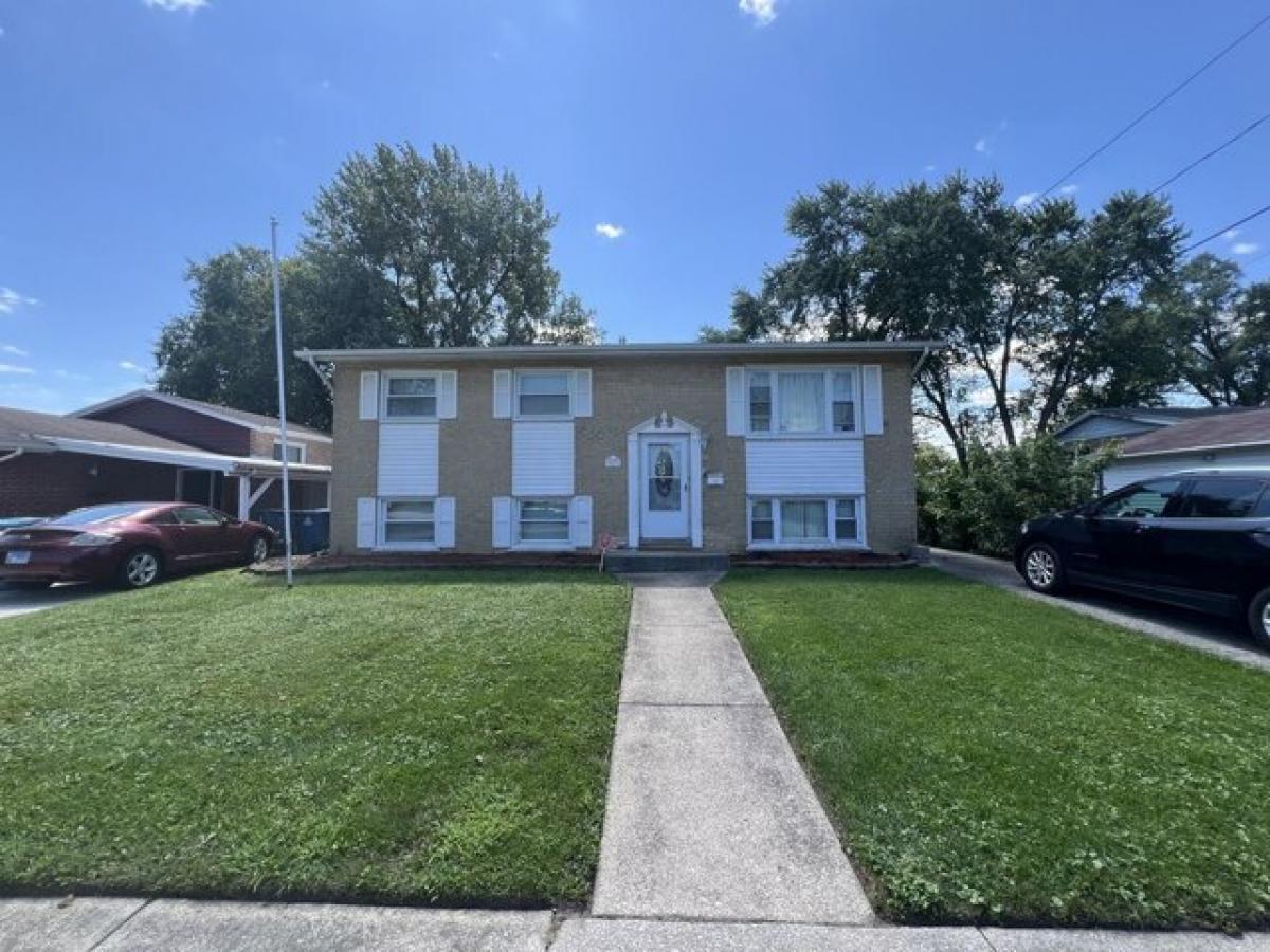 Picture of Home For Sale in Alsip, Illinois, United States