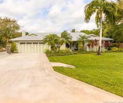 Home For Sale in Stuart, Florida