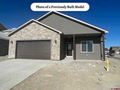 Home For Sale in Montrose, Colorado