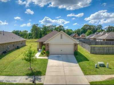 Home For Sale in Olive Branch, Mississippi