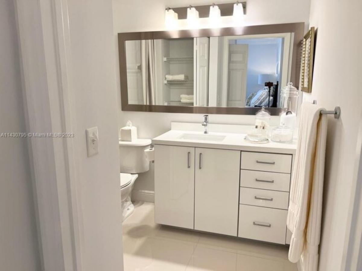 Picture of Apartment For Rent in Coral Gables, Florida, United States