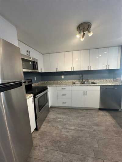 Apartment For Rent in North Miami Beach, Florida