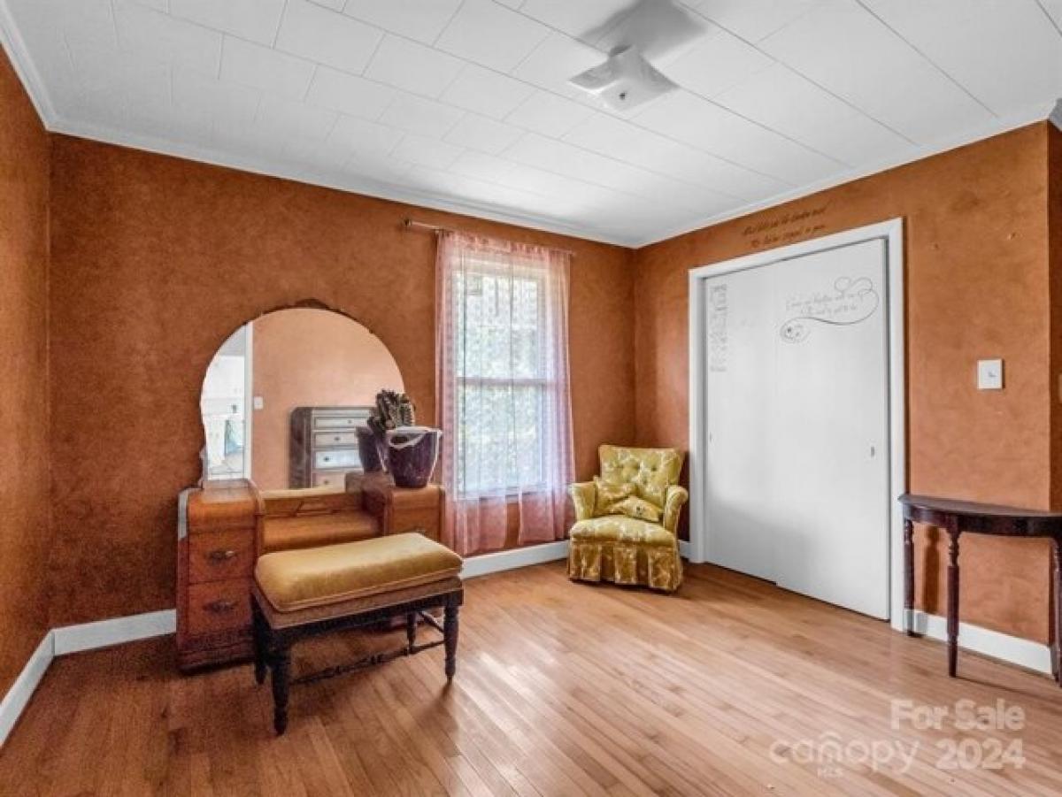 Picture of Home For Sale in Rutherfordton, North Carolina, United States