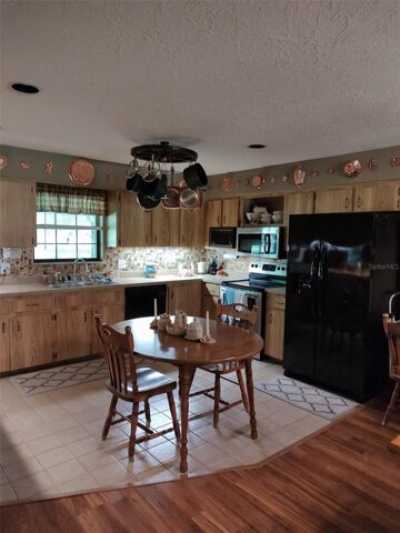 Home For Sale in Fort Mccoy, Florida