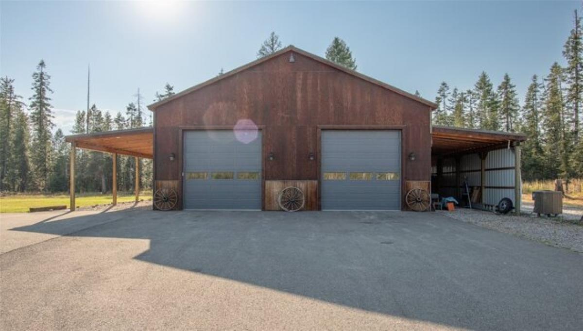 Picture of Home For Sale in Bigfork, Montana, United States