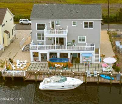 Home For Sale in Lanoka Harbor, New Jersey