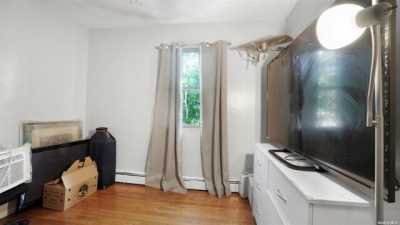 Home For Sale in Elmont, New York