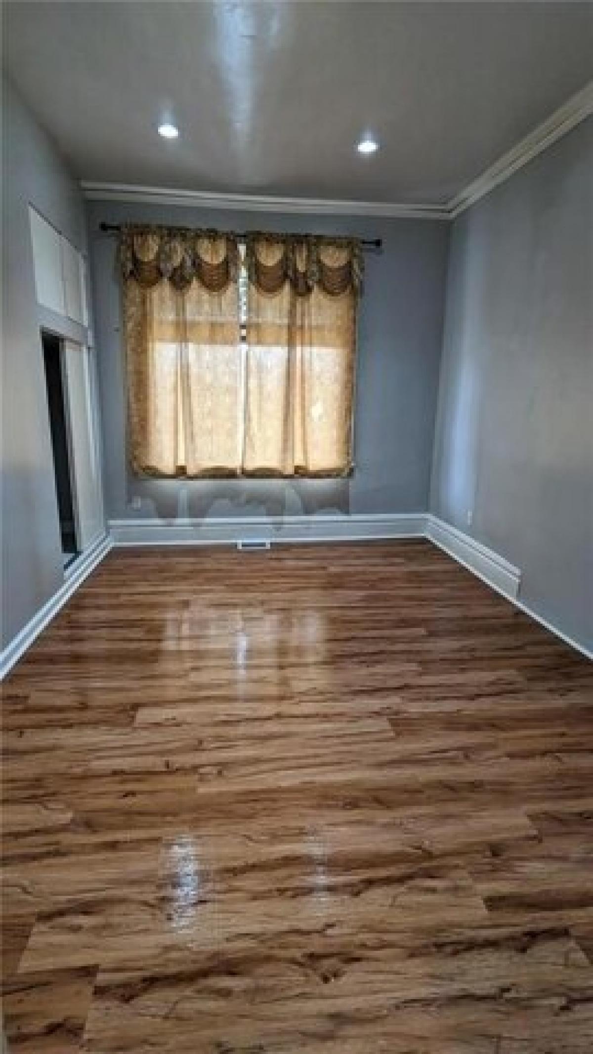 Picture of Apartment For Rent in Mount Washington, Pennsylvania, United States