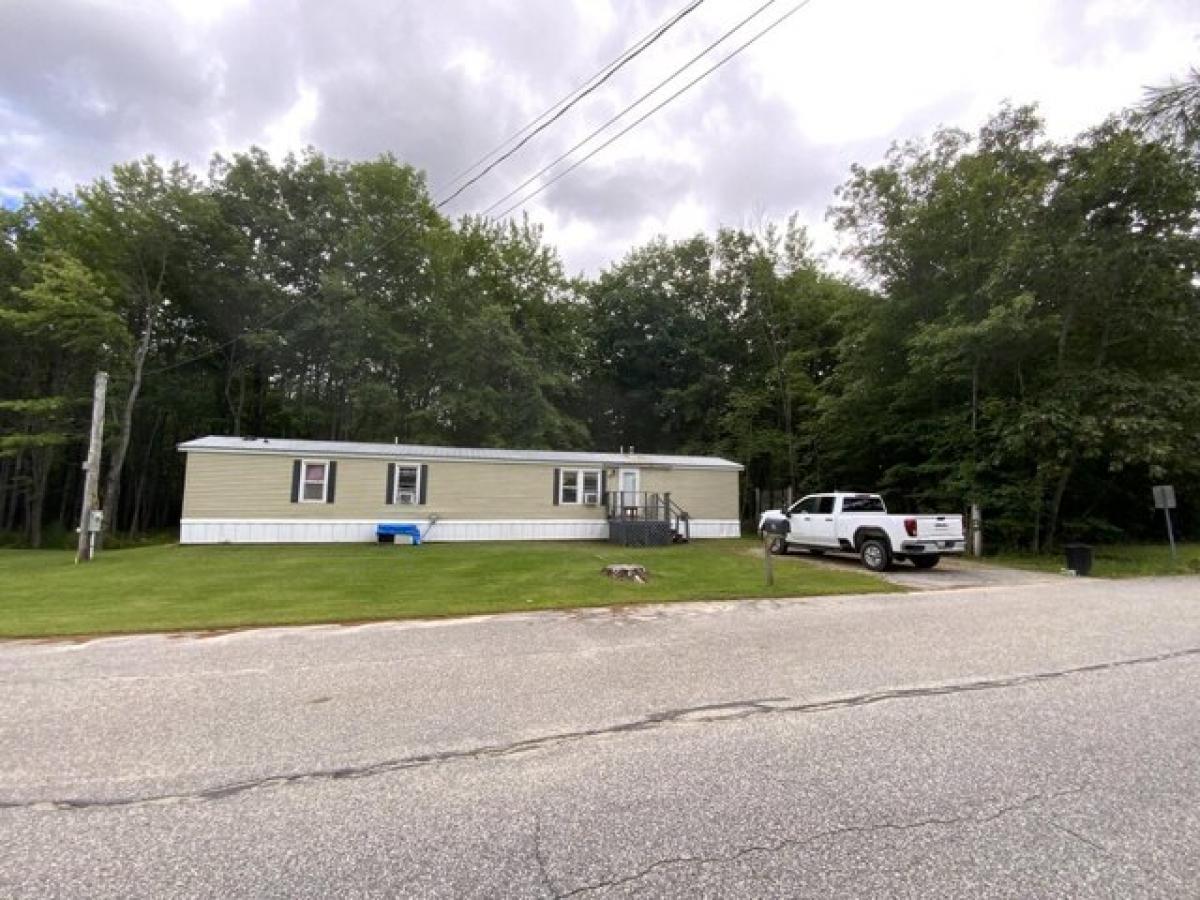 Picture of Home For Sale in Auburn, Maine, United States