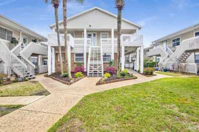 Home For Sale in Gulf Breeze, Florida